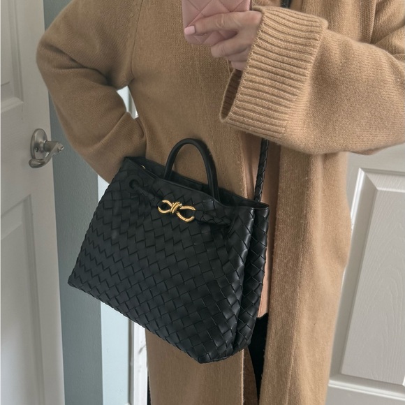 Bottega Veneta Andiamo medium NWT - Picture 8 of 9